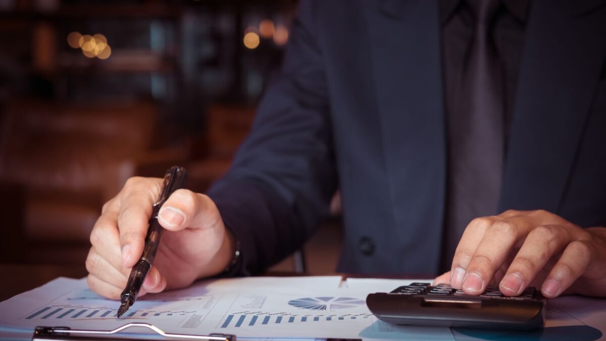 Czym różni się audyt wewnętrzny od audytu zewnętrznego?