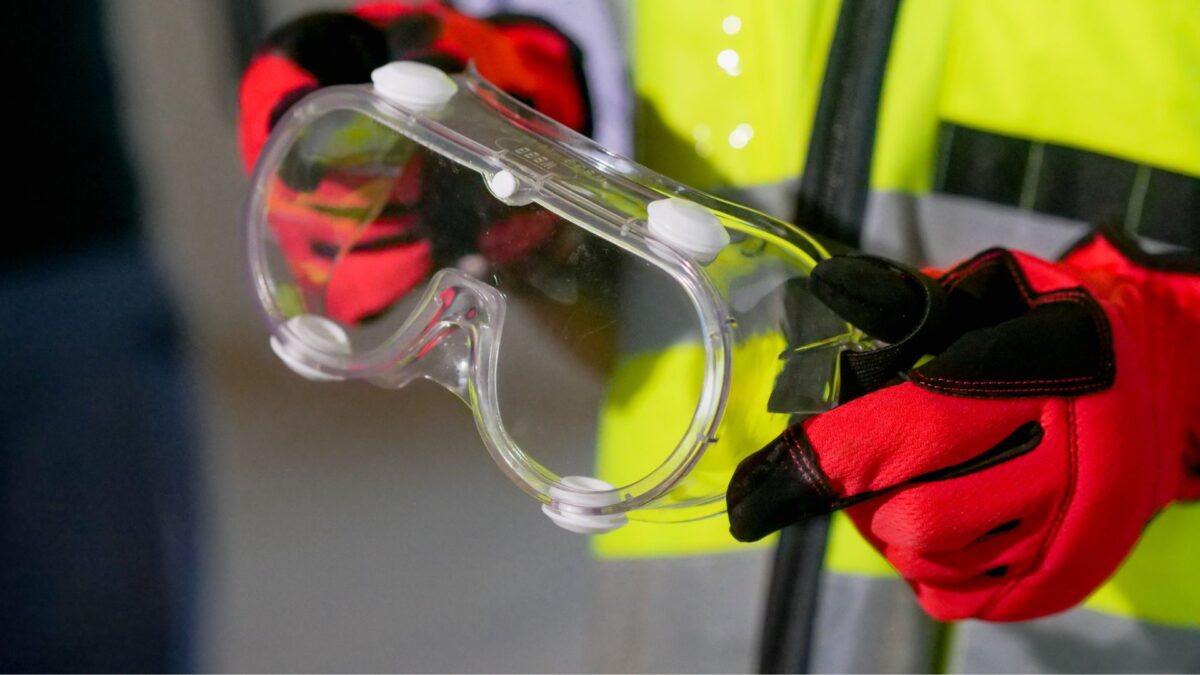 5S a bezpieczeństwo w miejscu pracy – dlaczego porządek to podstawa?