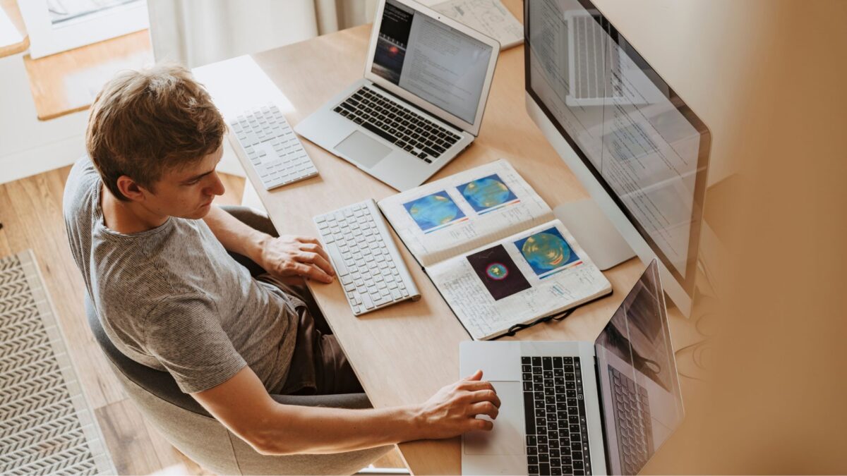 Automatyzacja procesów a rola programistów – jak Java wspiera przemysł?