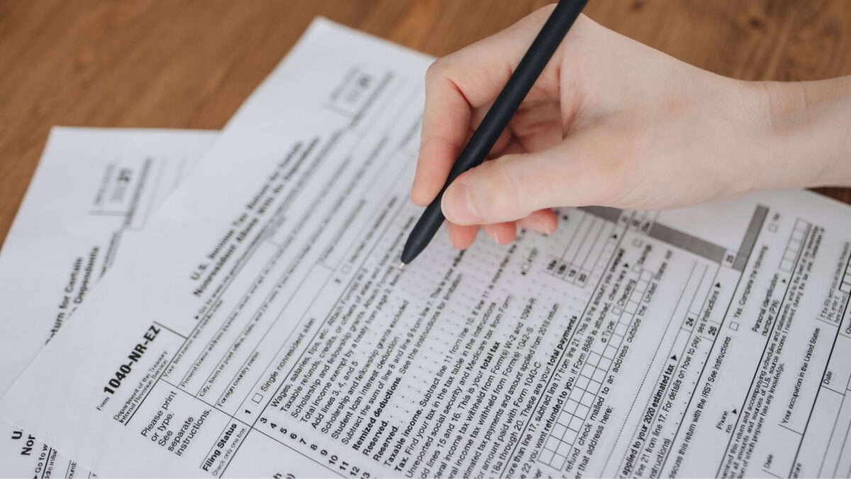 Podstawy prawa autorskiego w kontekście dokumentacji technicznej i przemysłowej